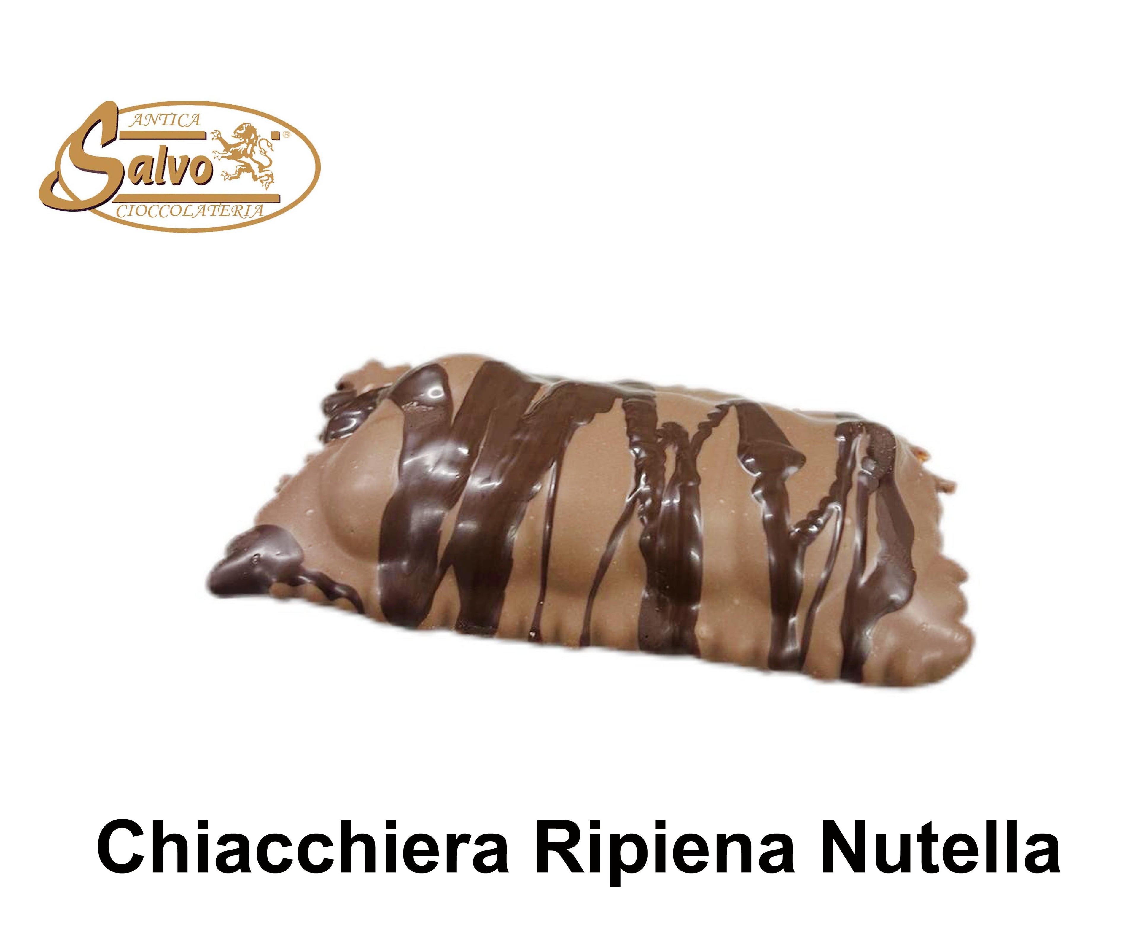 Salvo Chiacchiere di carnevale al latte ripiena di Nutella