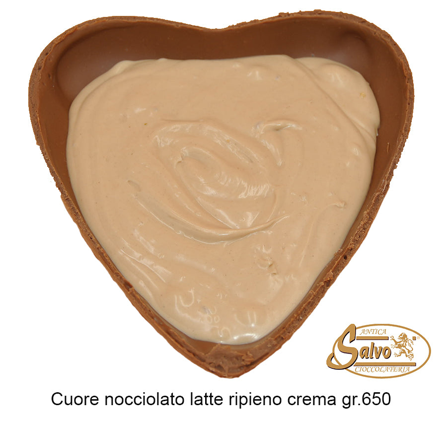 Cuore nocciolato latte ripieno di crema bueno gr.650