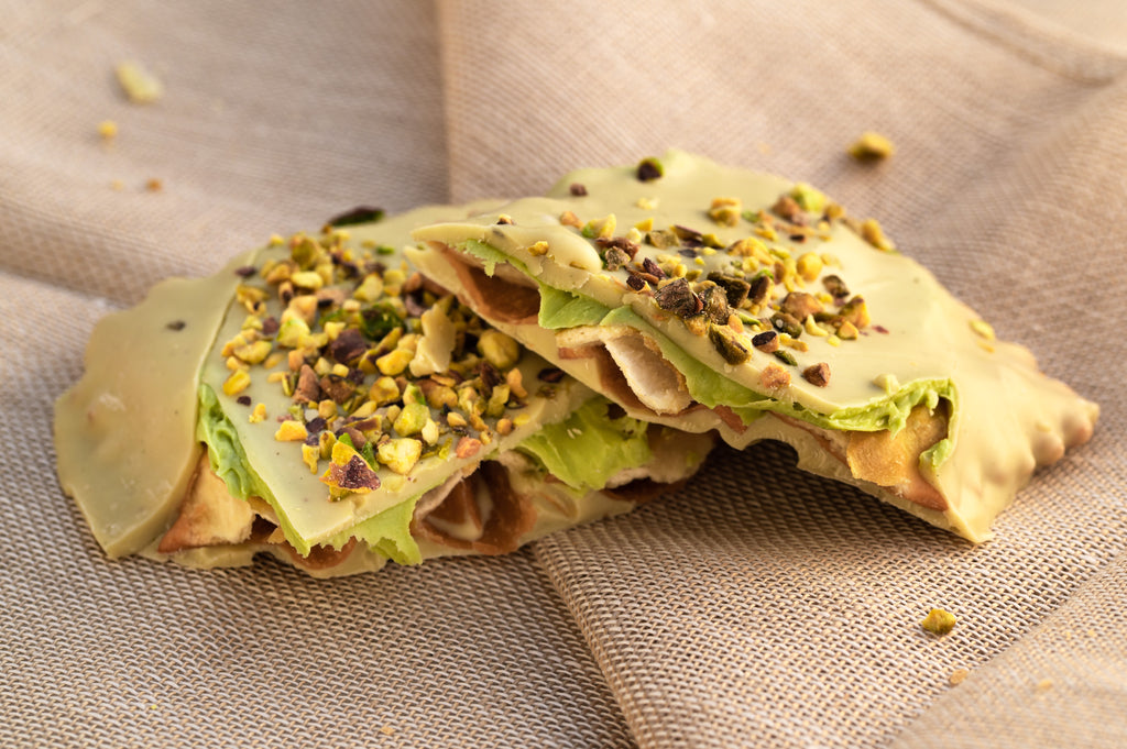 Salvo Chiacchiere di carnevale al cioccolato ripiena Pistacchio Gr.500