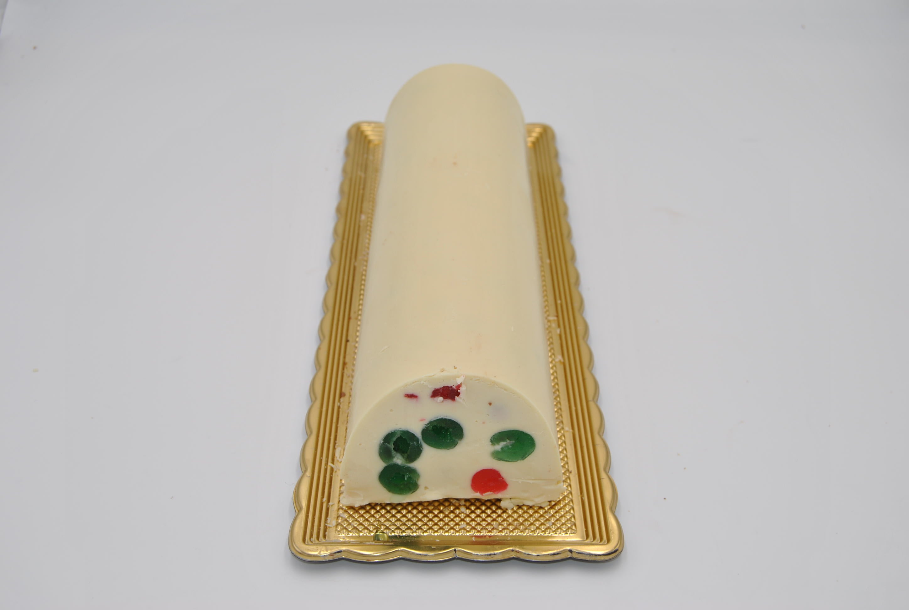 Torrone di cioccolato morbido alla Strega a fette